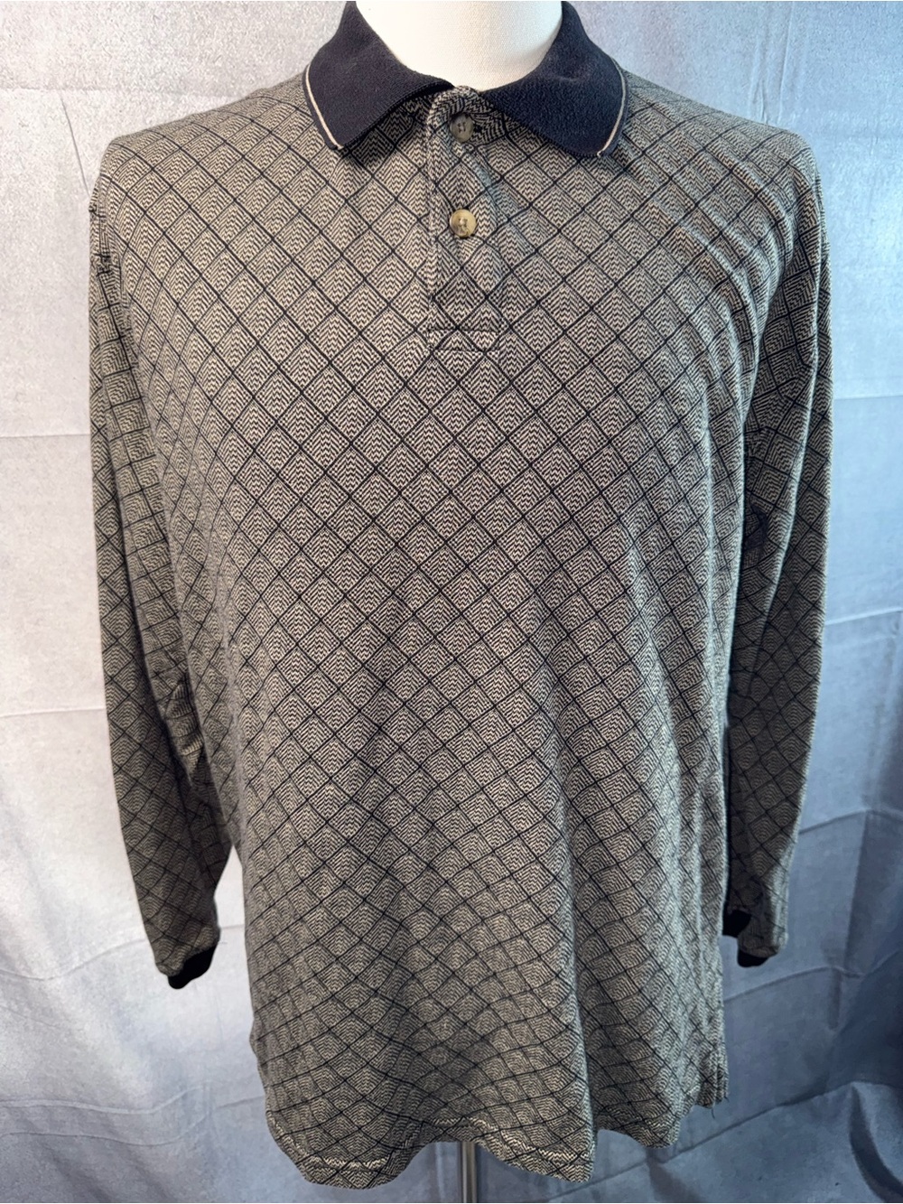1581-Marc Edwards Classic Long Sleeve Polo in Gray with Black Collar